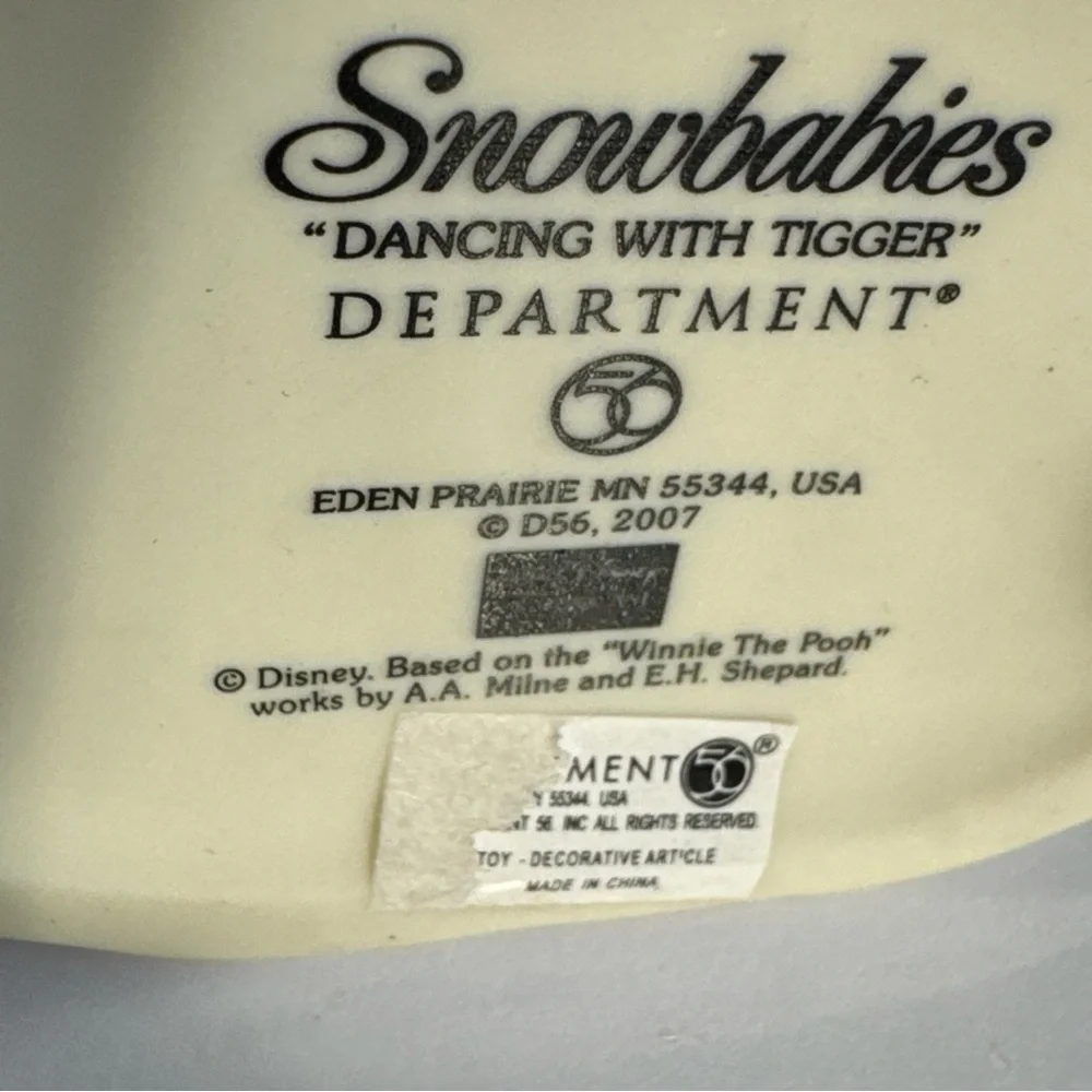 2007 Department 56 Snowbabies "Dancing With Tigger" Figure Cream Orange Figurine - Picture 8 of 16